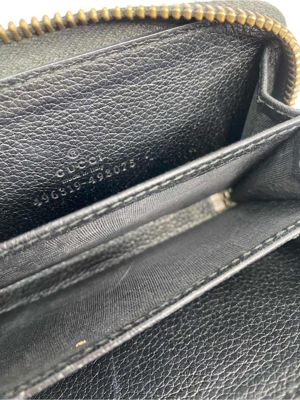 Gucci Black Leather Logo Zip Purse - Picture 8 of 10